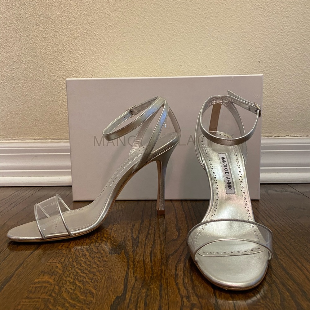 Manolo Blahnik Dandolo Silver Heels 39.5